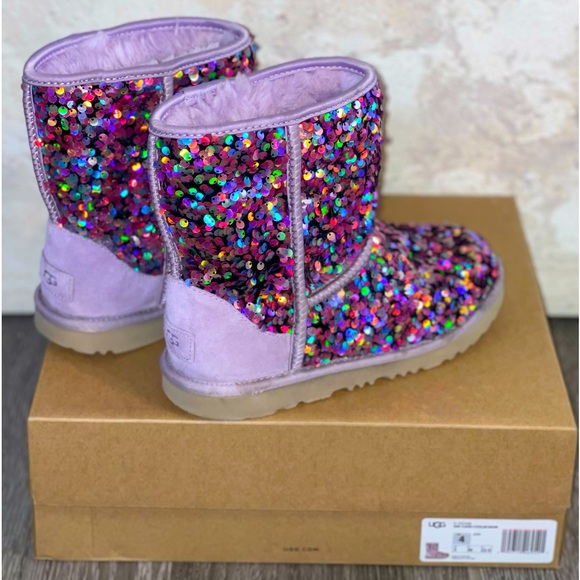 UGG Other - Kid Ugg // UGG Classic II Stellar Sequin